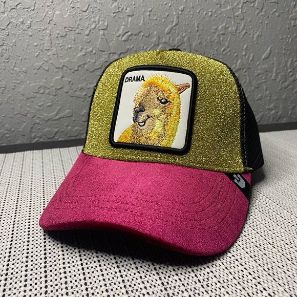 Goorin Bros. Style DRAMA LAMA Animal Trucker Hat - Picture 1 of 1